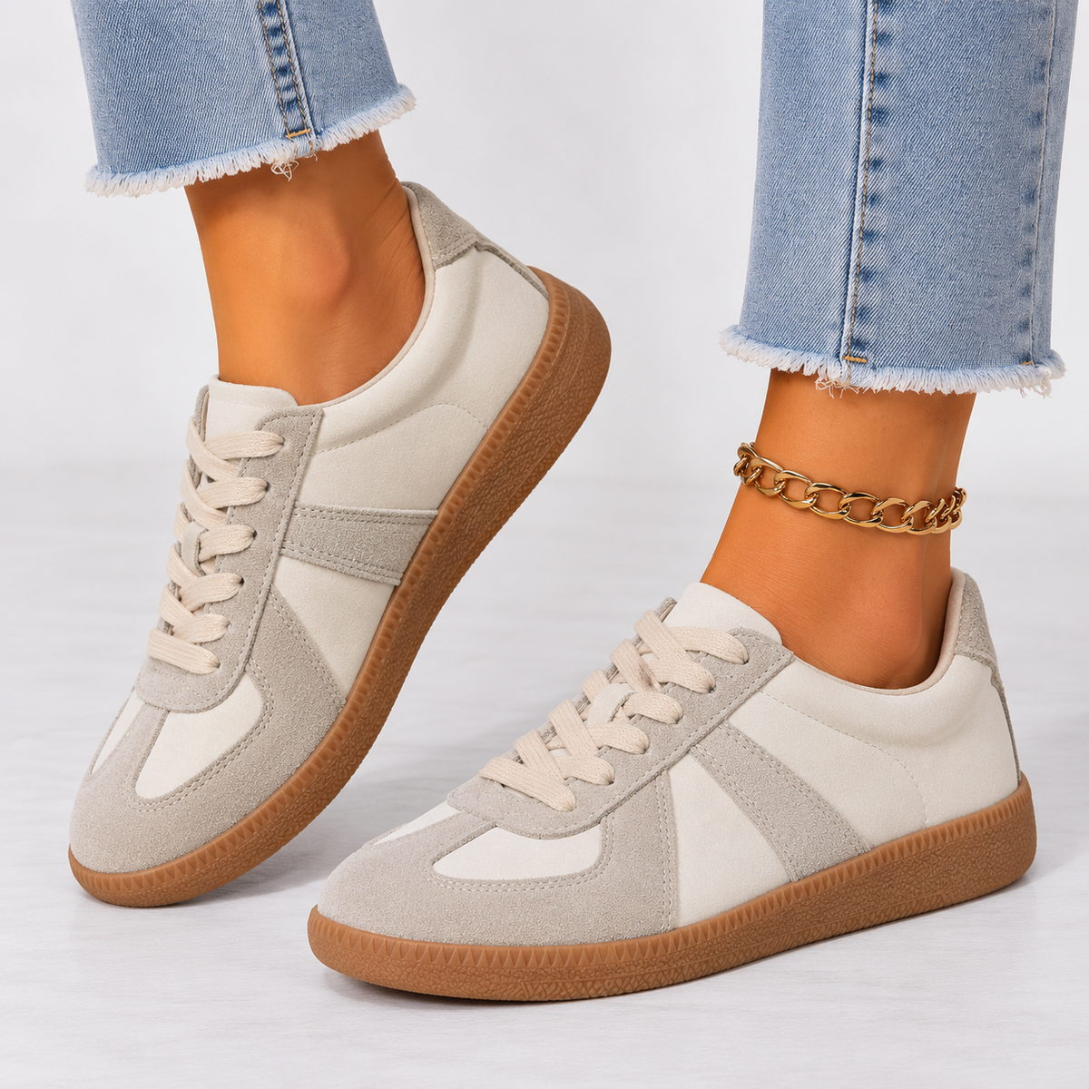 Retro Trainers - Women's Lace Up Suede Look Gum Sole Shoes
