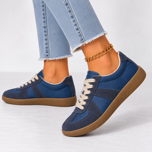 Retro Trainers - Women's Lace Up Suede Look Gum Sole Shoes