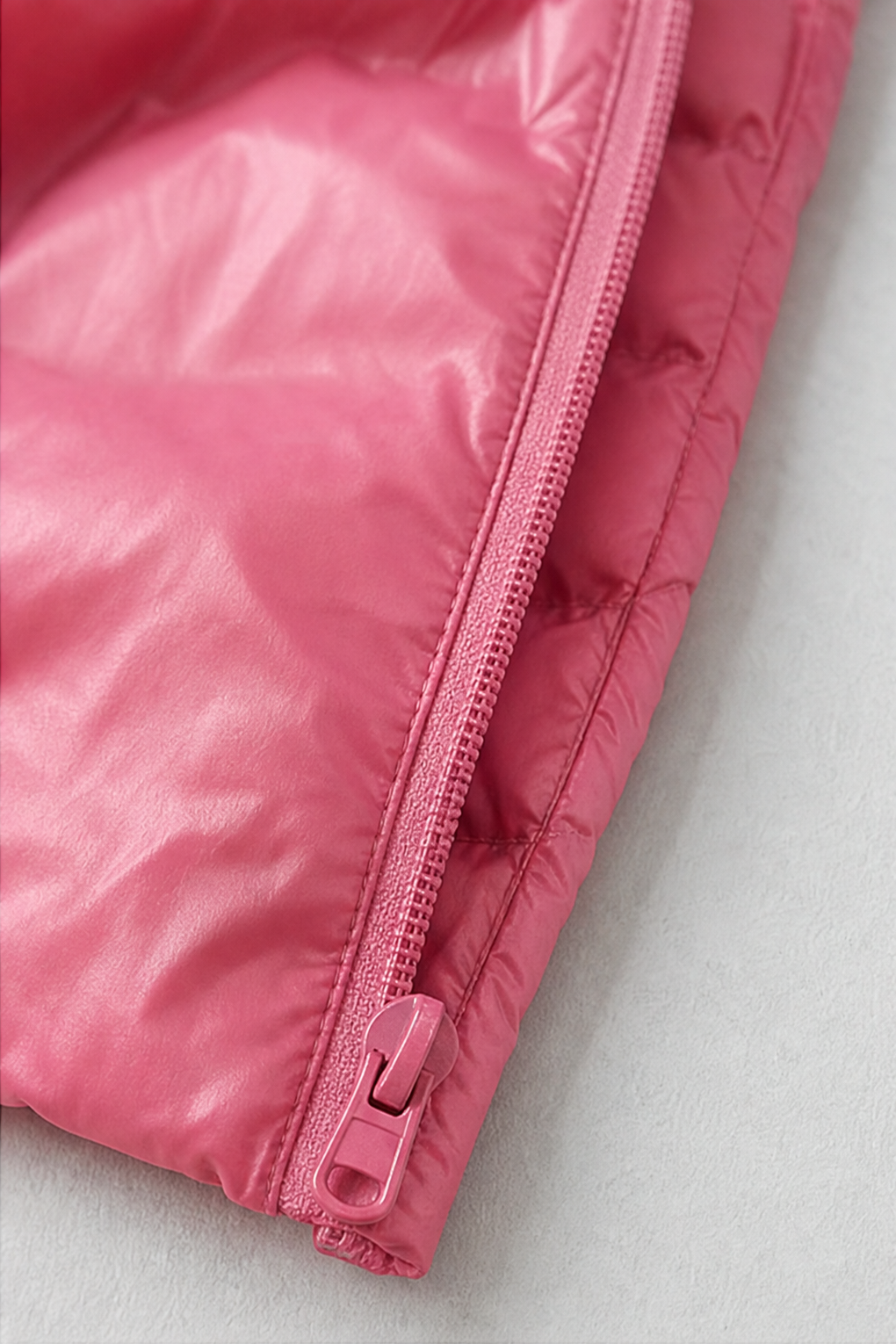 Featherlyte Packable Puffer - Detachable Hood Women's Coat