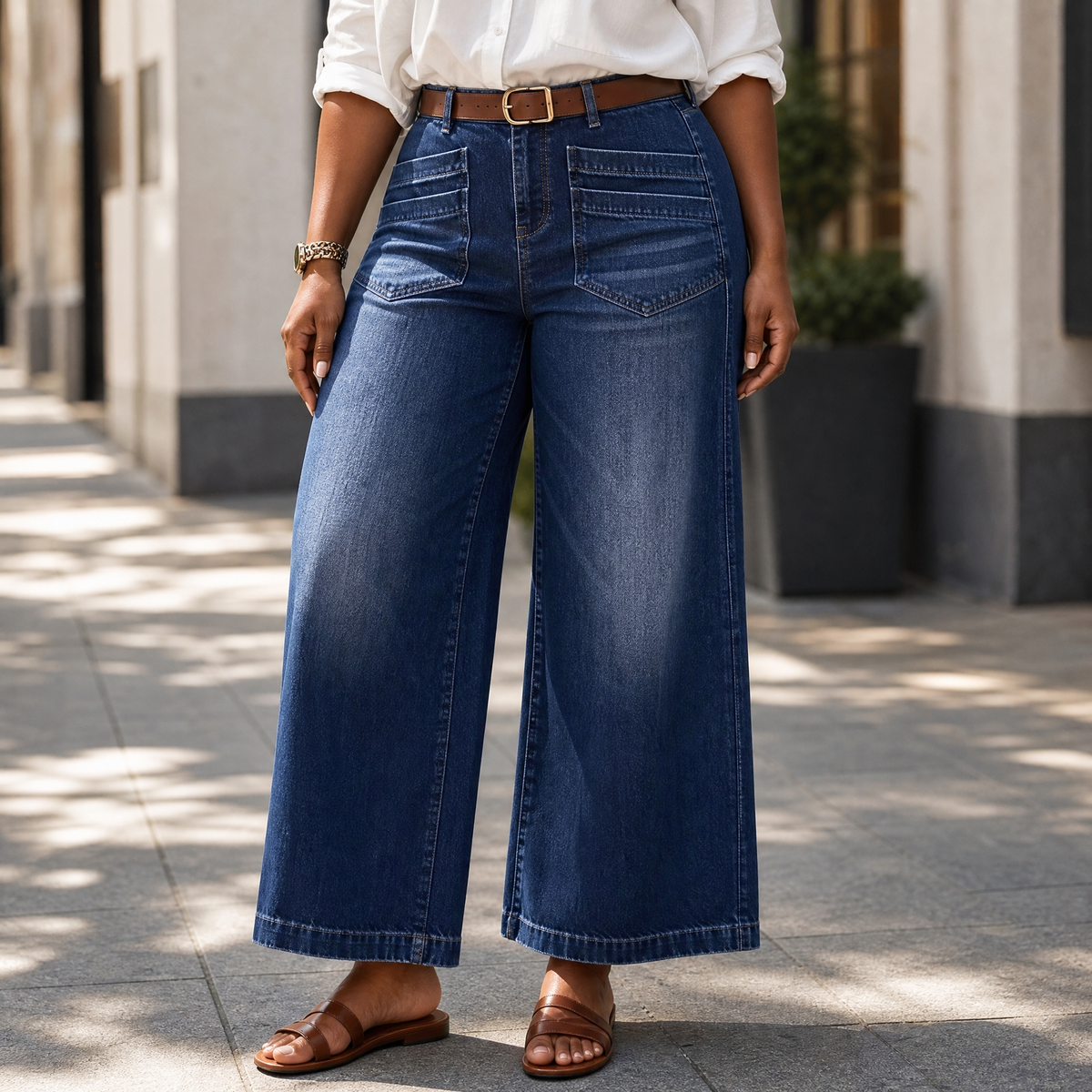 Vellora Patch Pocket Jeans - Women's Wide Leg Jeans
