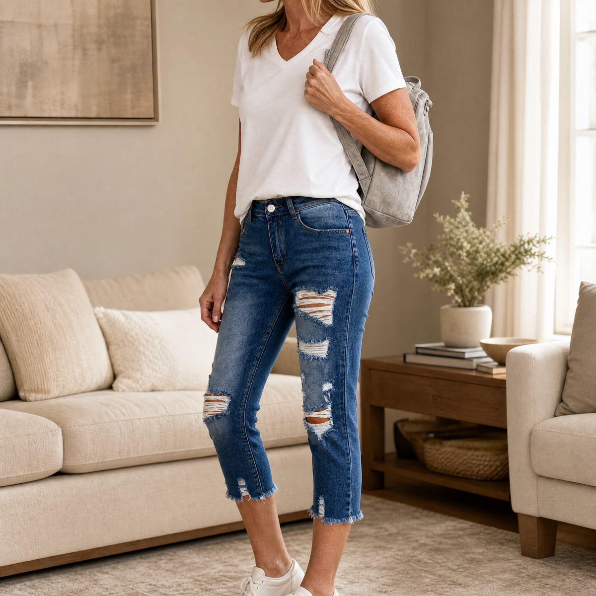 Delina Capri Jeans - Frayed Hem Women's Cotton Jeans