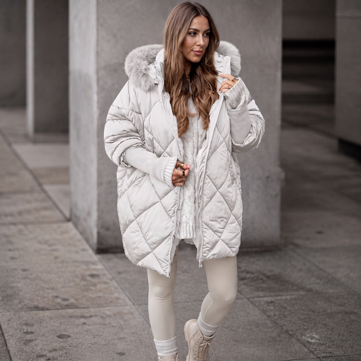 Wovella Faux Fur Hood Quilted Parka - Women's Knit Sleeve
